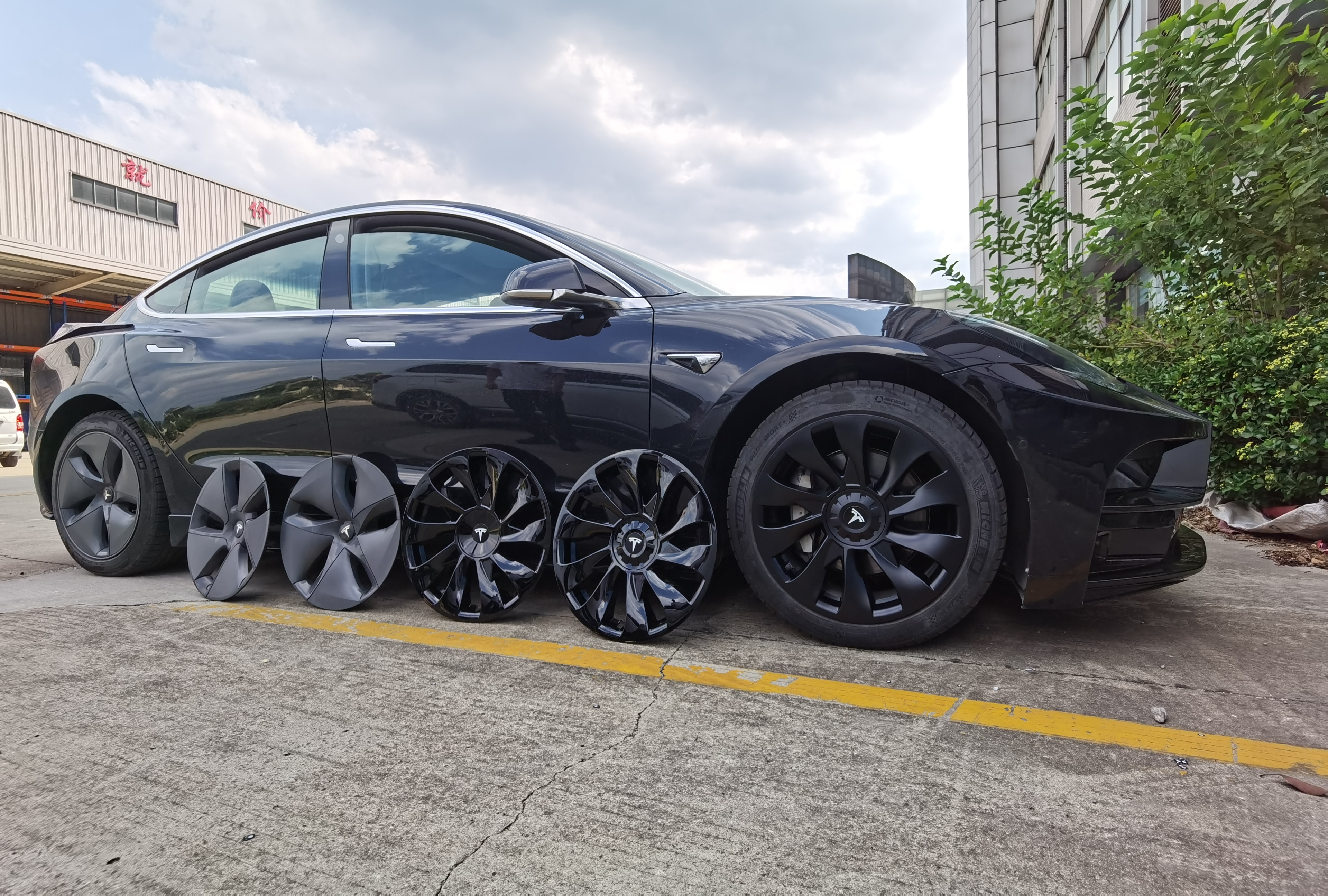 hubcaps