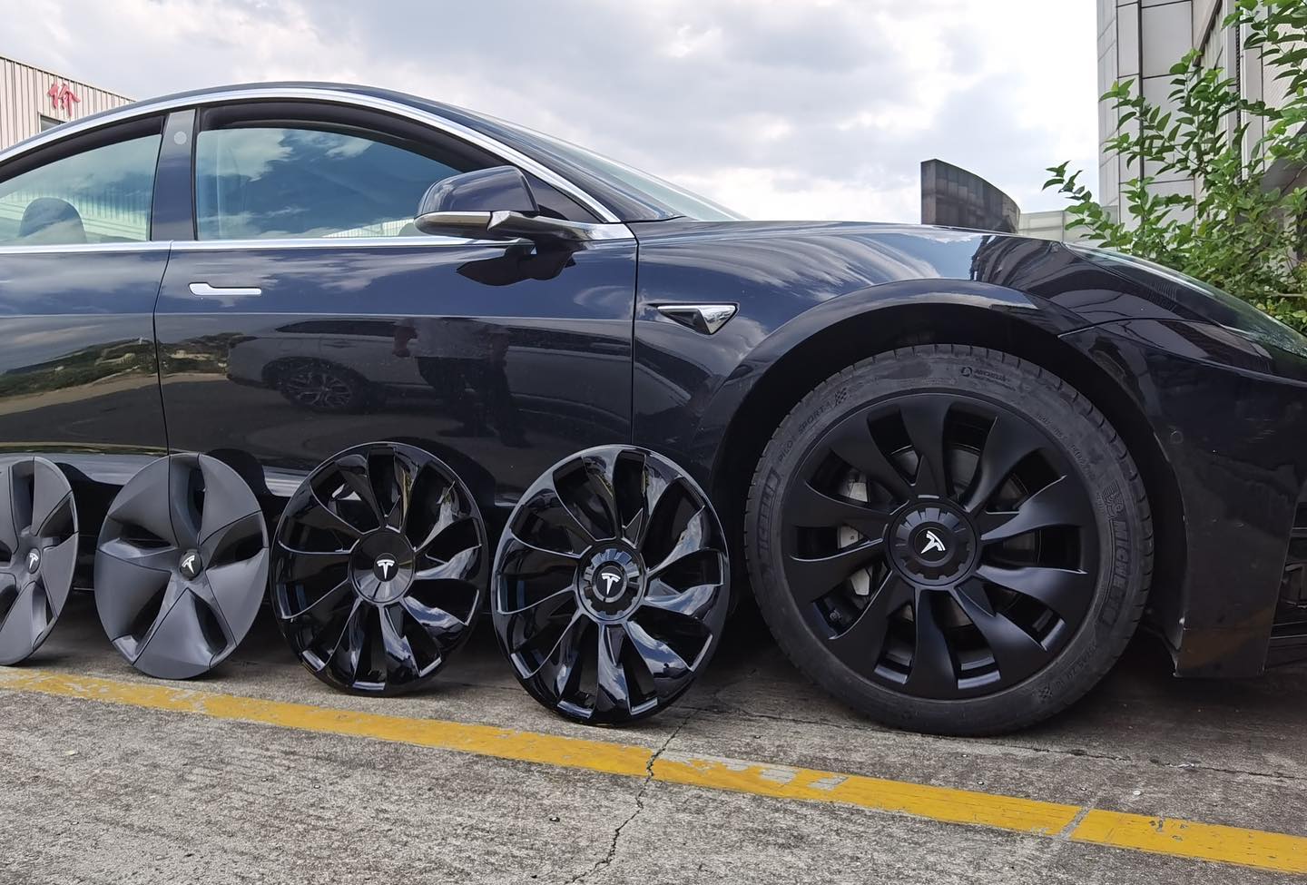 hubcaps