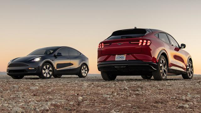 Ford Mustang Mach-E vs. Tesla Model Y: Who is the mainstream SUV