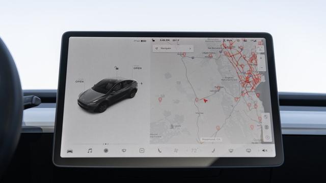 tesla screen